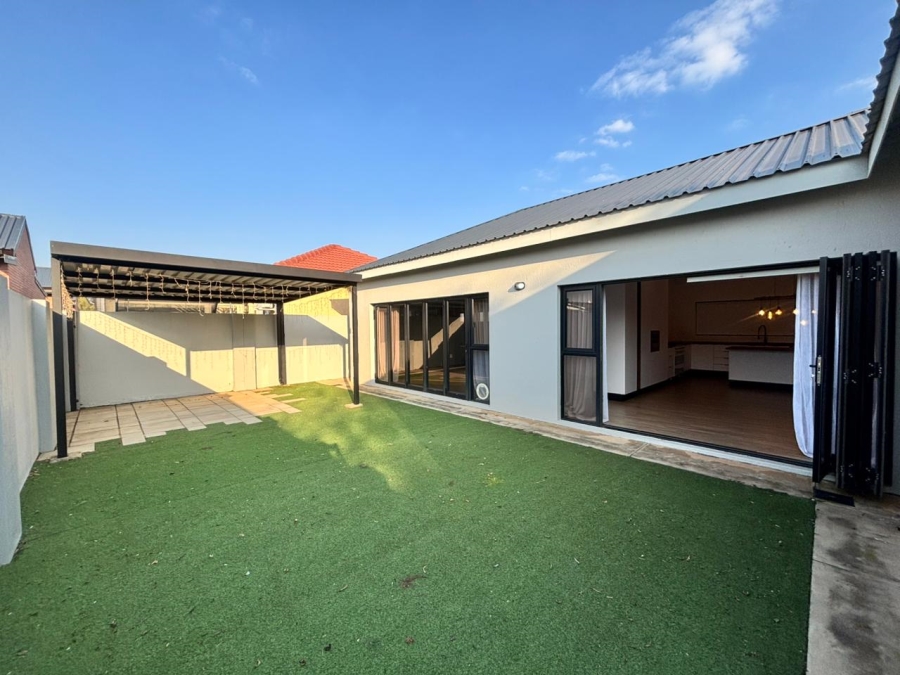2 Bedroom Property for Sale in Waterberry Estate North West